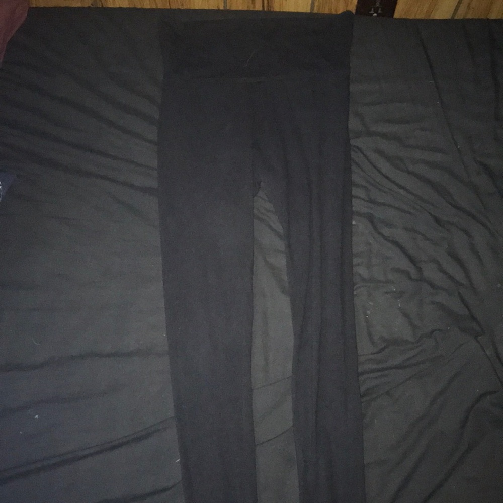 black leggings